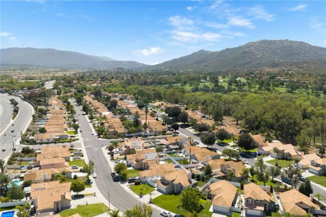 30171 Pechanga Dr., Temecula, CA 92592