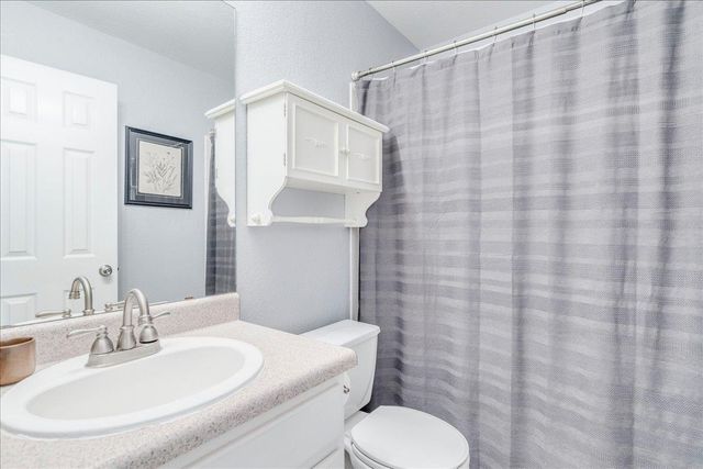 175 Wetzel, Kyle, TX 78640