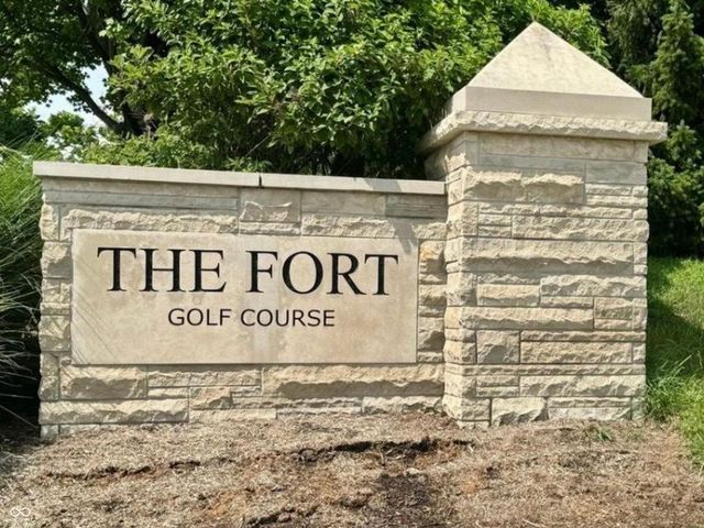 9213 Hawley Drive, Indianapolis, IN 46216