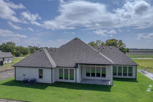101 Jasper Lane, Van Alstyne, TX 75495