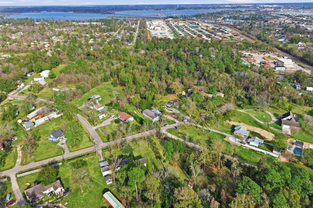 1017 Woodland Street, Channelview, TX 77530