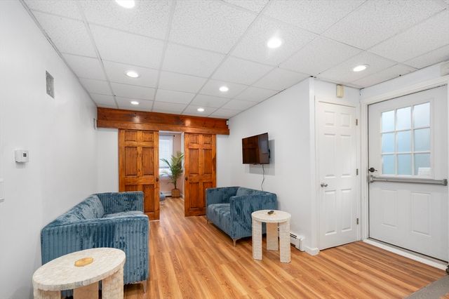 15 Thomas St, North Providence, RI 02911