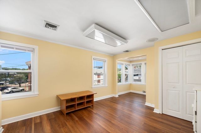 15 Thomas St, North Providence, RI 02911