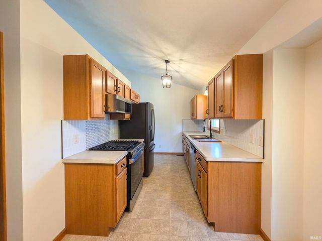 920 Eagle Drive, Goshen, IN 46526