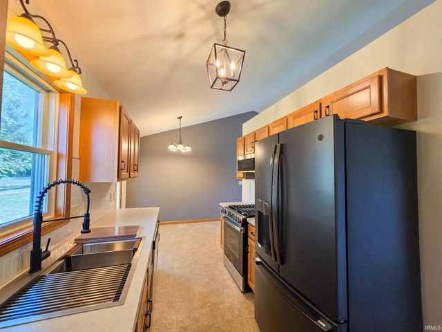 920 Eagle Drive, Goshen, IN 46526