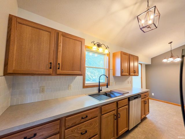 920 Eagle Drive, Goshen, IN 46526