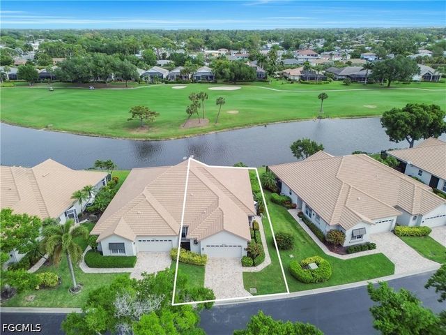 8555 Fairway Bend DR, Estero, FL 33967