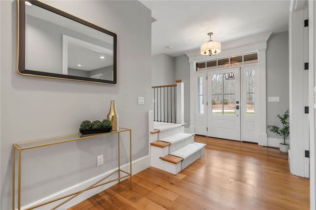 9 Wedge Way, Rehoboth, MA 02769