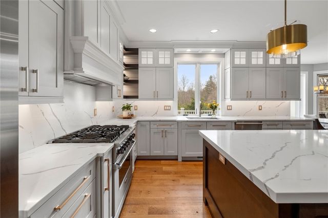 9 Wedge Way, Rehoboth, MA 02769