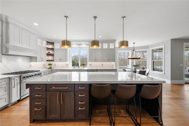 9 Wedge Way, Rehoboth, MA 02769