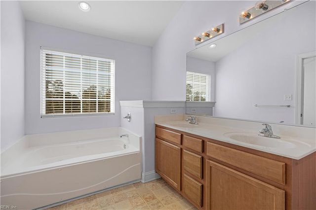 4505 Leamore Square RD, Virginia Beach, VA 23462