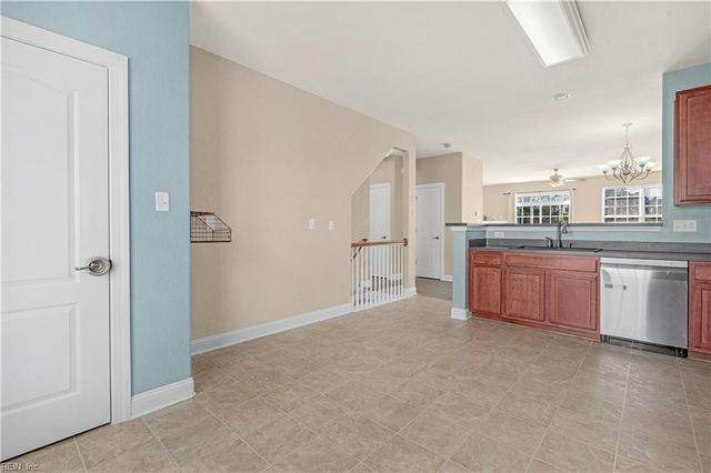 4505 Leamore Square RD, Virginia Beach, VA 23462