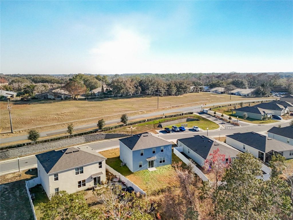 Image 26 of property listing at 3196 BLUE CRAB DRIVE, Tavares, FL 32778