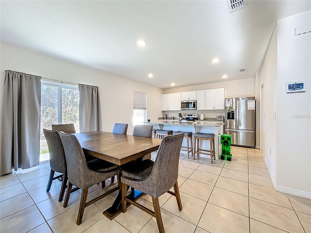 Image 5 of property listing at 3196 BLUE CRAB DRIVE, Tavares, FL 32778