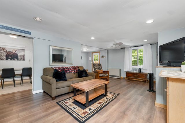 48 South Way, Tamworth, NH 03886