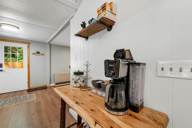 48 South Way, Tamworth, NH 03886