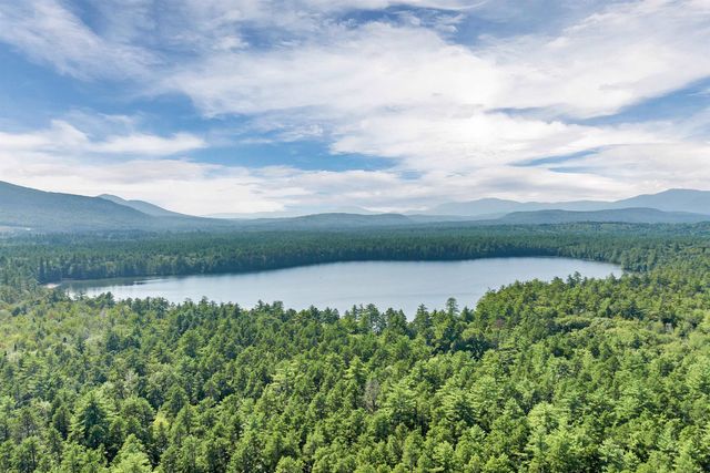 48 South Way, Tamworth, NH 03886