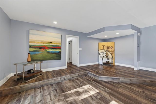 2715 Green Oaks Boulevard, Arlington, TX 76017