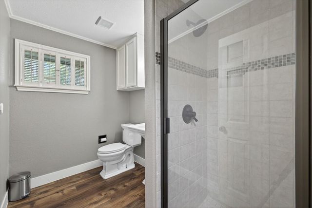 2715 Green Oaks Boulevard, Arlington, TX 76017
