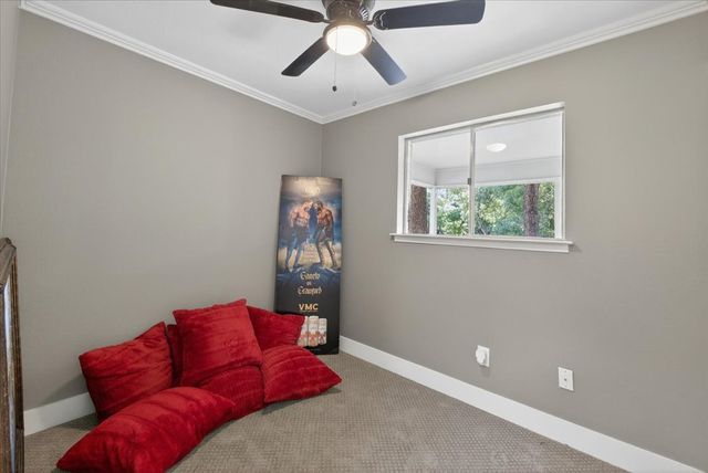2715 Green Oaks Boulevard, Arlington, TX 76017