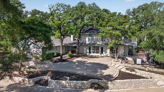 2715 Green Oaks Boulevard, Arlington, TX 76017