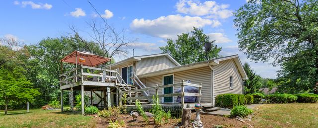 4092 Ethel Street E, Demotte, IN 46310