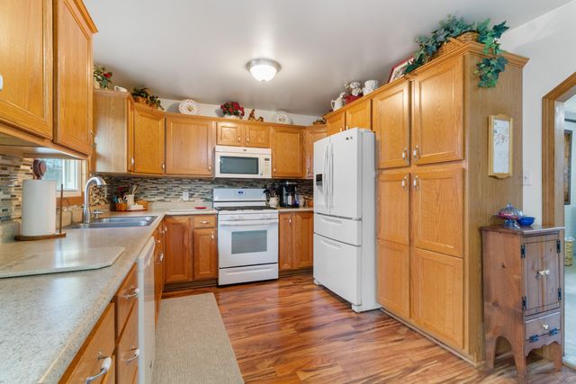 4092 Ethel Street E, Demotte, IN 46310