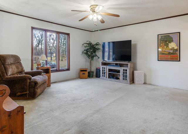 4092 Ethel Street E, Demotte, IN 46310