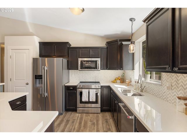 1128 SPRINGBOARD Dr, Vernonia, OR 97064
