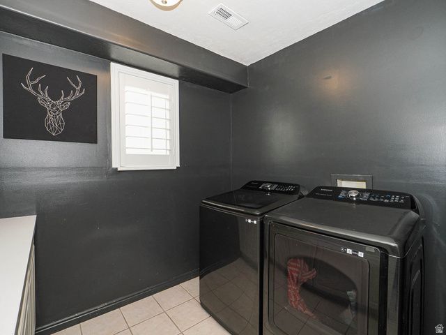 7335 S QUARTZ HILL DR, West Jordan, UT 84081