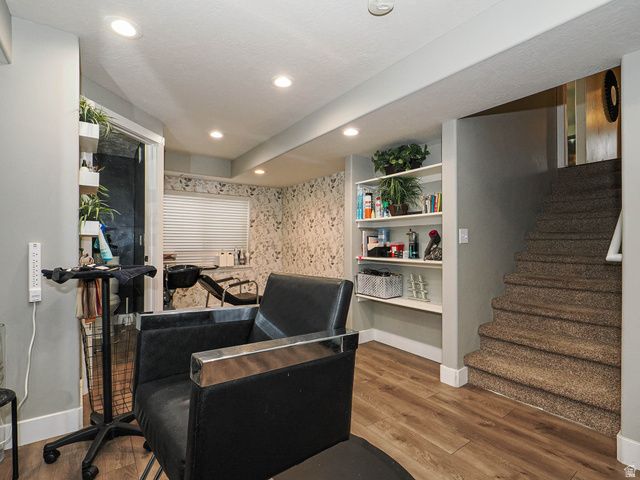 7335 S QUARTZ HILL DR, West Jordan, UT 84081