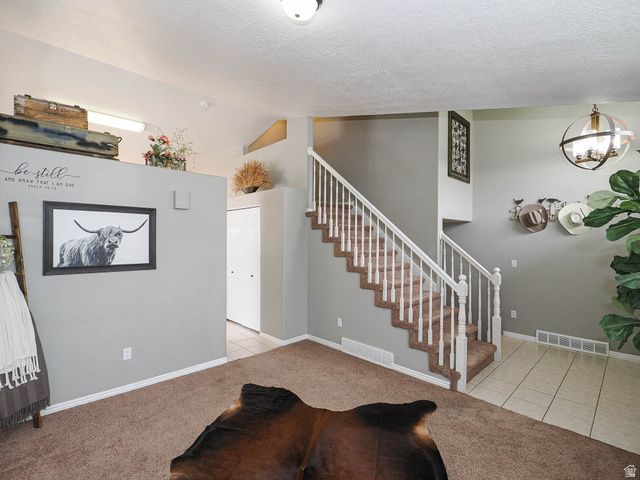 7335 S QUARTZ HILL DR, West Jordan, UT 84081