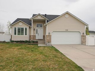 7335 S QUARTZ HILL DR, West Jordan, UT 84081