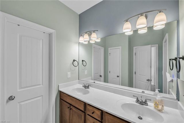 103 S Heritage Tree MNR, Moyock, NC 27958