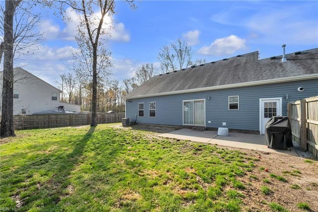 103 S Heritage Tree MNR, Moyock, NC 27958