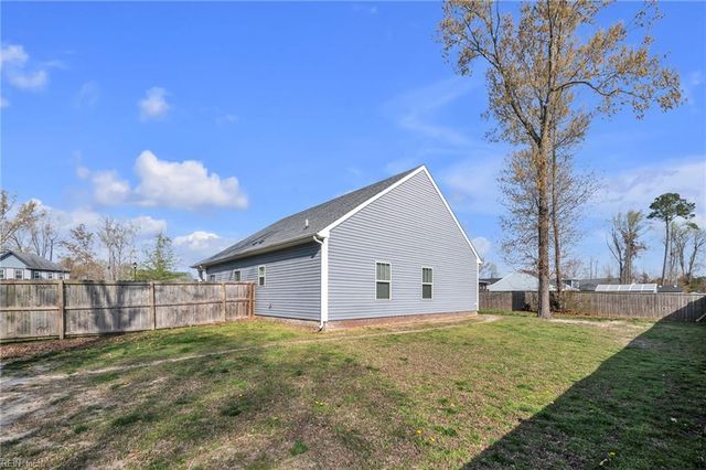 103 S Heritage Tree MNR, Moyock, NC 27958