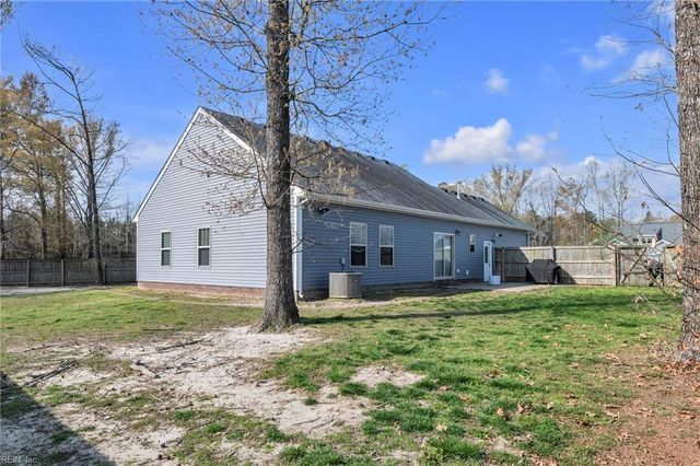 103 S Heritage Tree MNR, Moyock, NC 27958