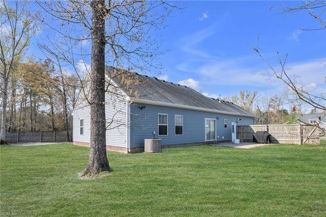 103 S Heritage Tree MNR, Moyock, NC 27958