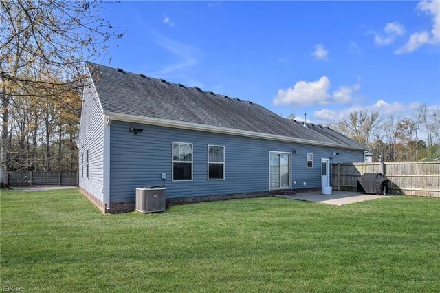 103 S Heritage Tree MNR, Moyock, NC 27958