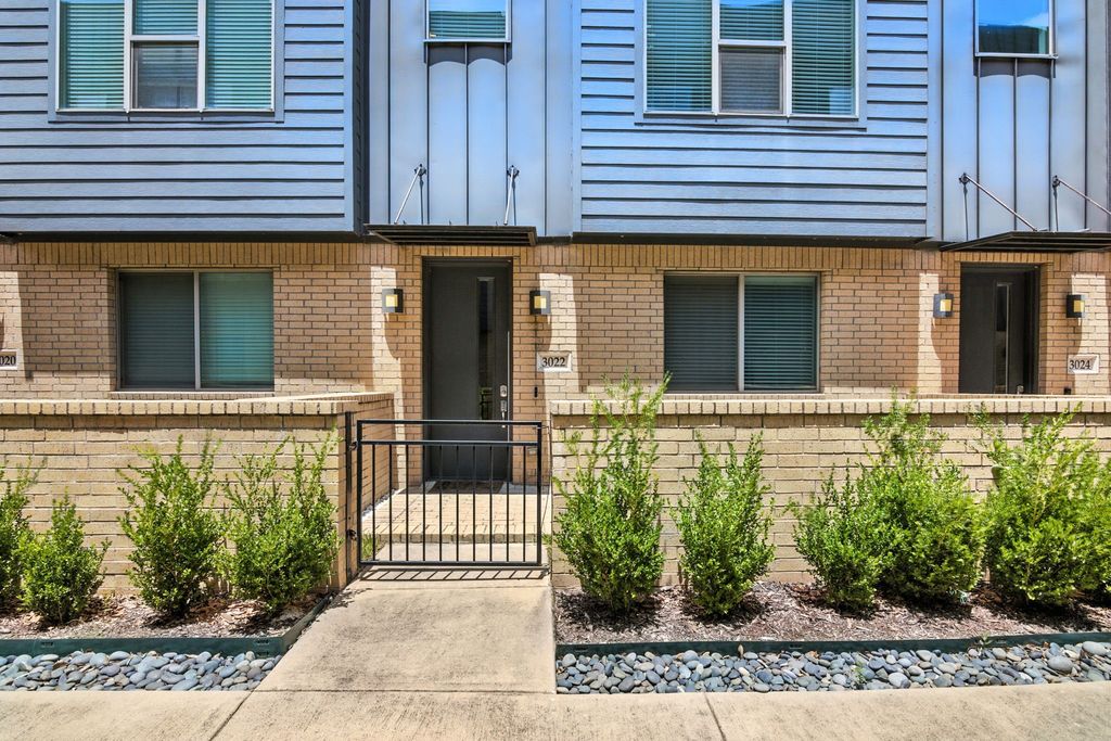 3022 Clamath Drive, Dallas, TX 75204