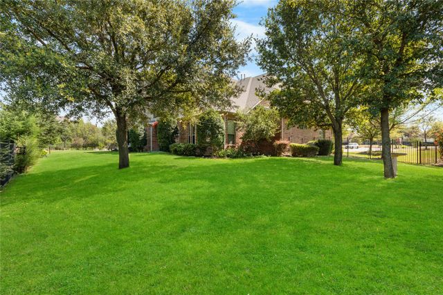 2109 Boulder Court, Southlake, TX 76092