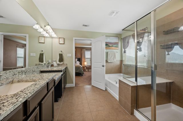 214 Cyril DR, Hutto, TX 78634