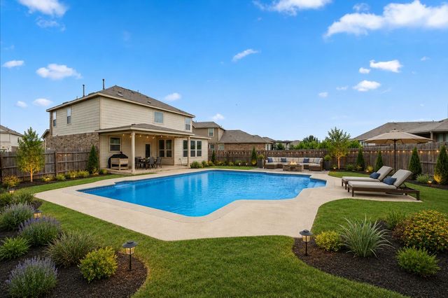 214 Cyril DR, Hutto, TX 78634