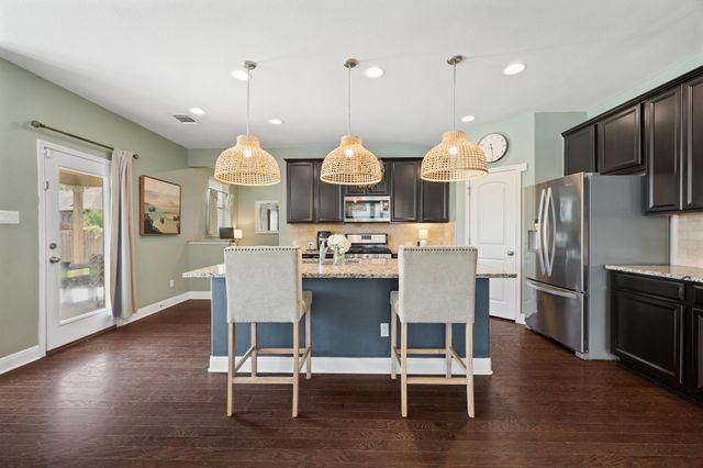 214 Cyril DR, Hutto, TX 78634