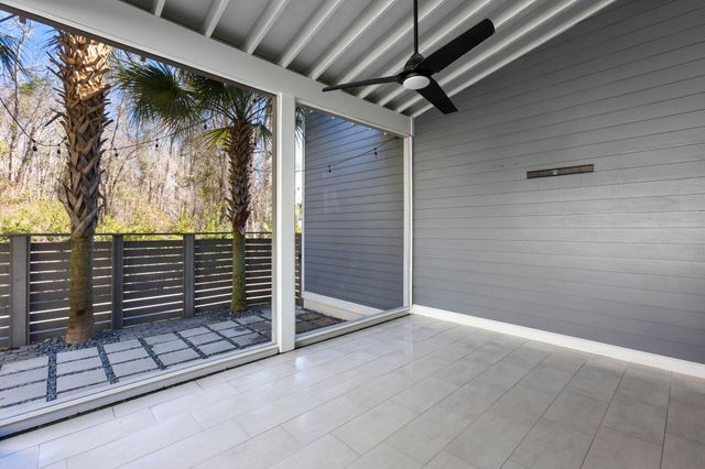 1124 Fulton Hall Lane, Mount Pleasant, SC 29466