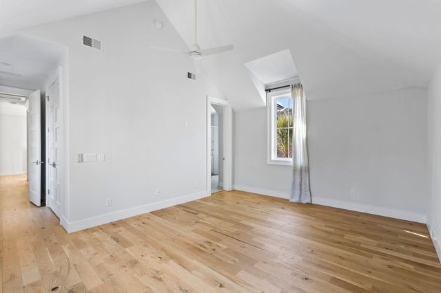 1124 Fulton Hall Lane, Mount Pleasant, SC 29466