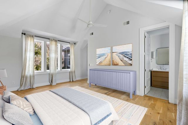 1124 Fulton Hall Lane, Mount Pleasant, SC 29466