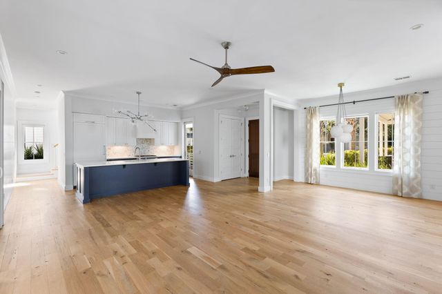 1124 Fulton Hall Lane, Mount Pleasant, SC 29466