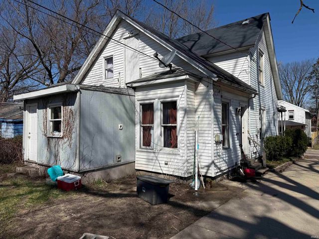 1206 E Indiana Avenue, South Bend, IN 46613