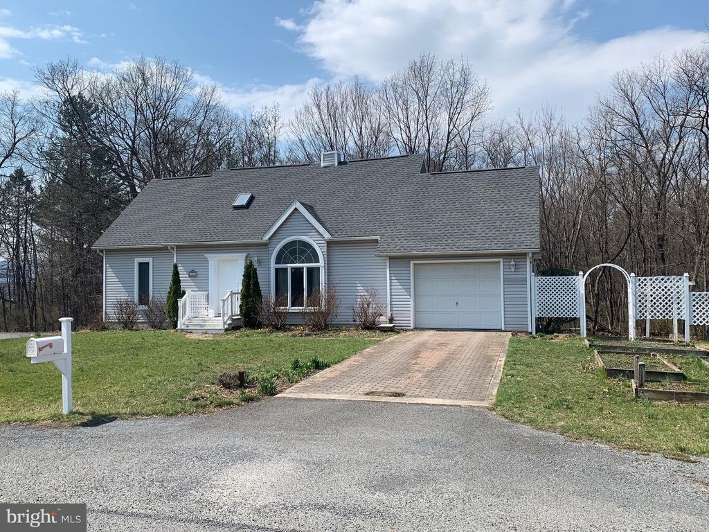 305 COOPER LN, Mcconnellsburg, PA 17233